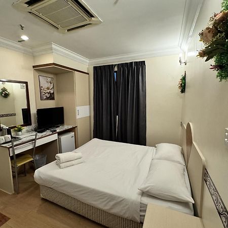 Fair Park Hotel Ipoh Exteriör bild