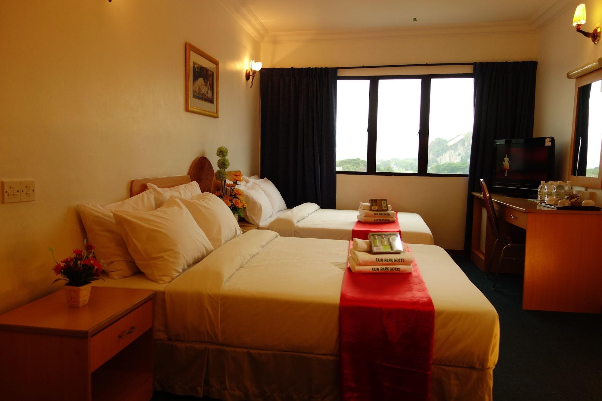 Fair Park Hotel Ipoh Exteriör bild