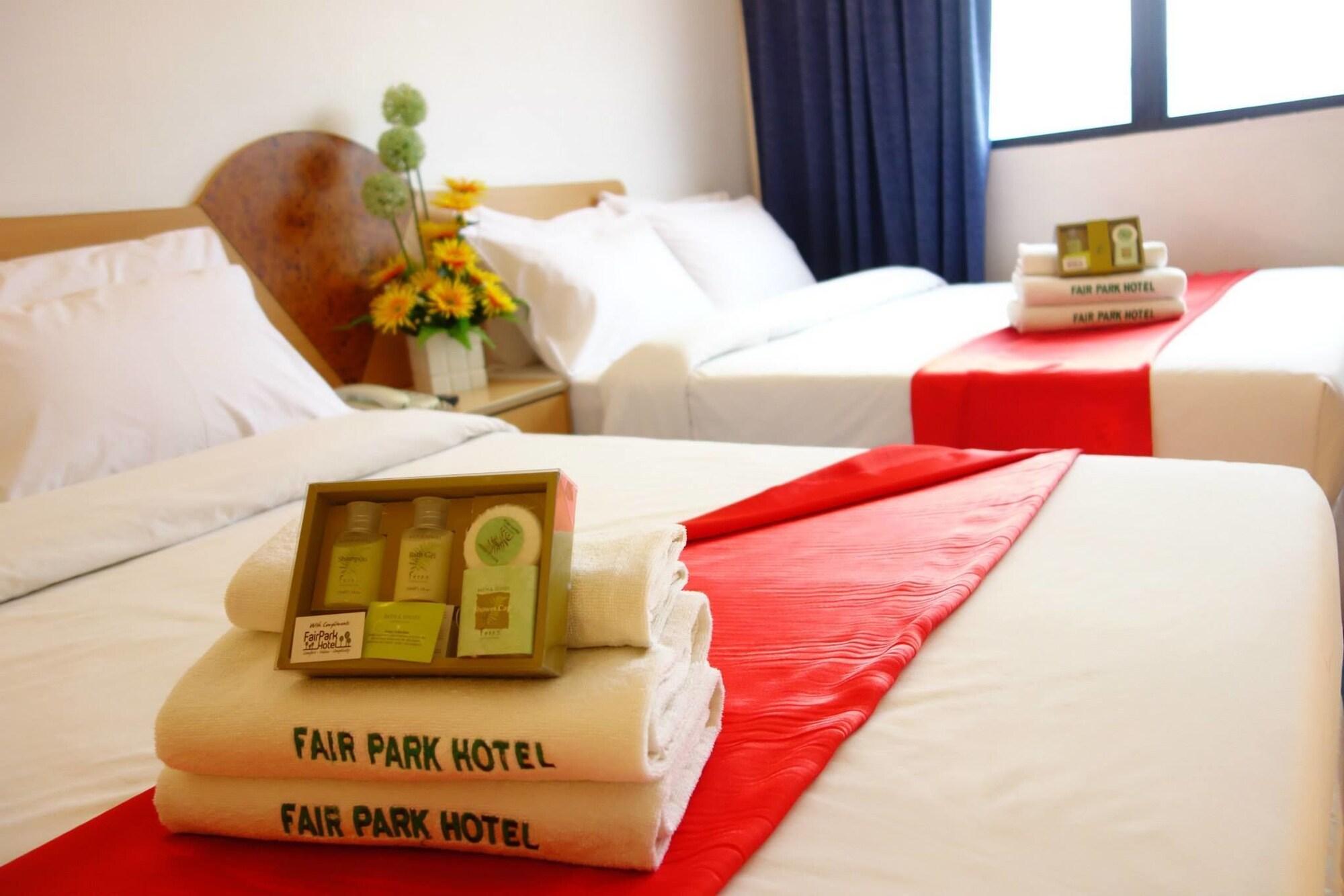 Fair Park Hotel Ipoh Exteriör bild