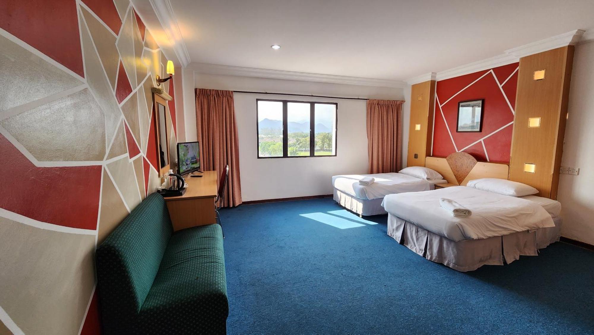 Fair Park Hotel Ipoh Exteriör bild