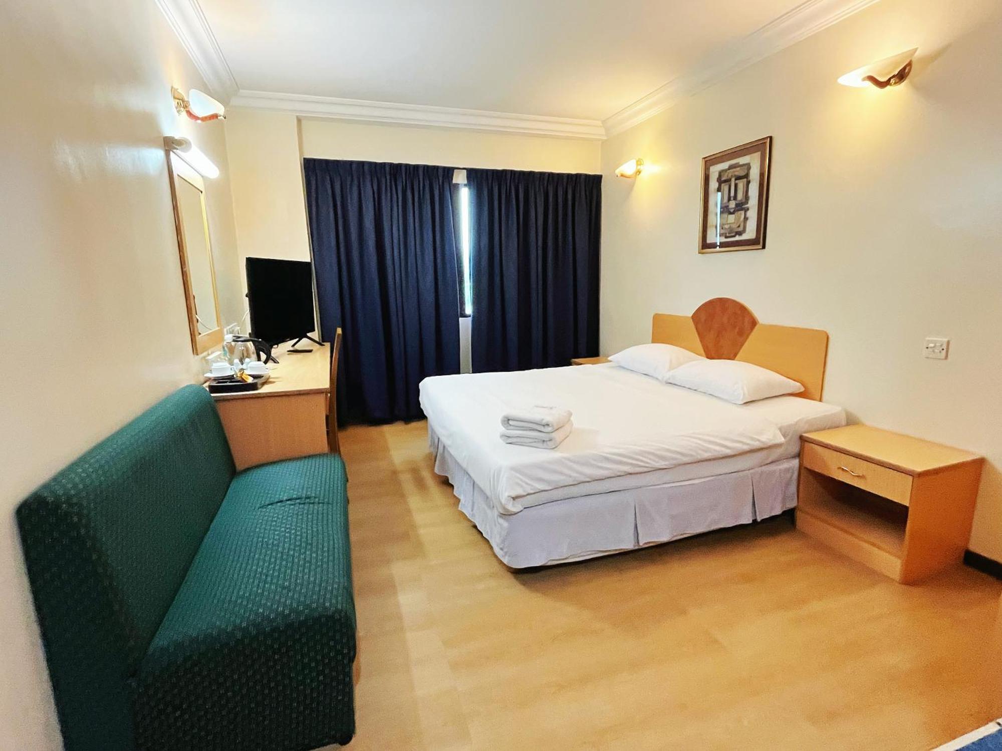 Fair Park Hotel Ipoh Exteriör bild